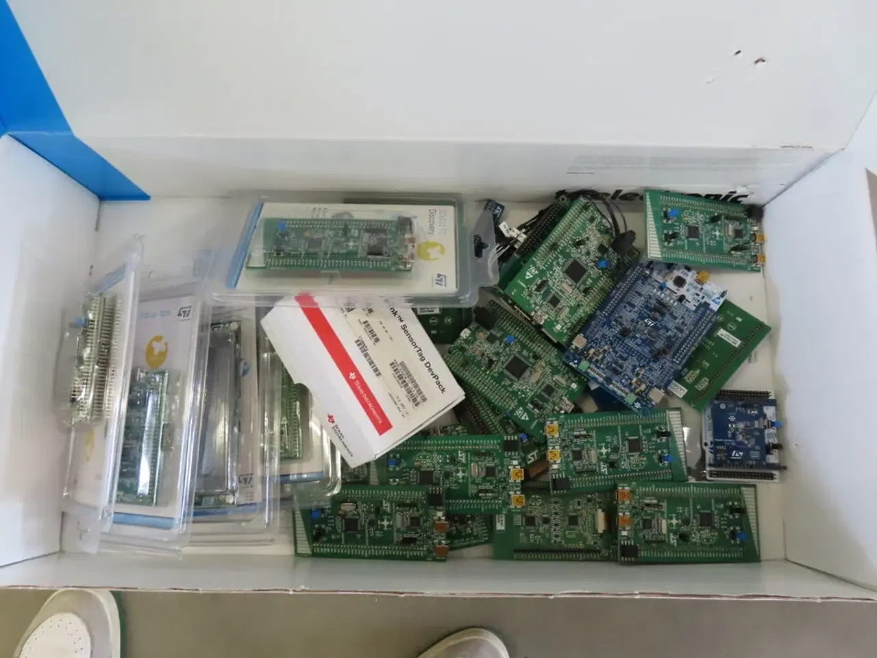 Billede 5 - Palle med rester fra TC ELECTRONIC