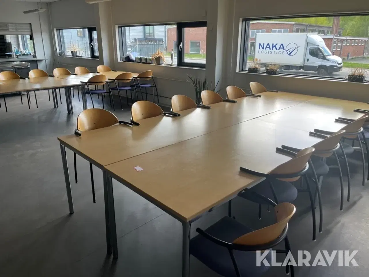 Billede 1 - Kantineborde og stole