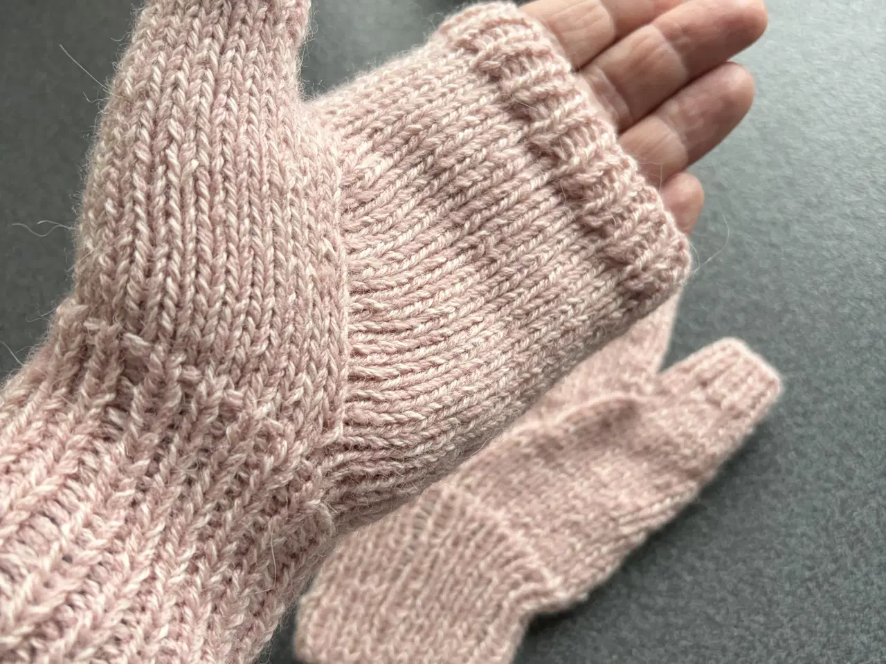 Billede 1 - Fingerløse handsker i merino/alpaca