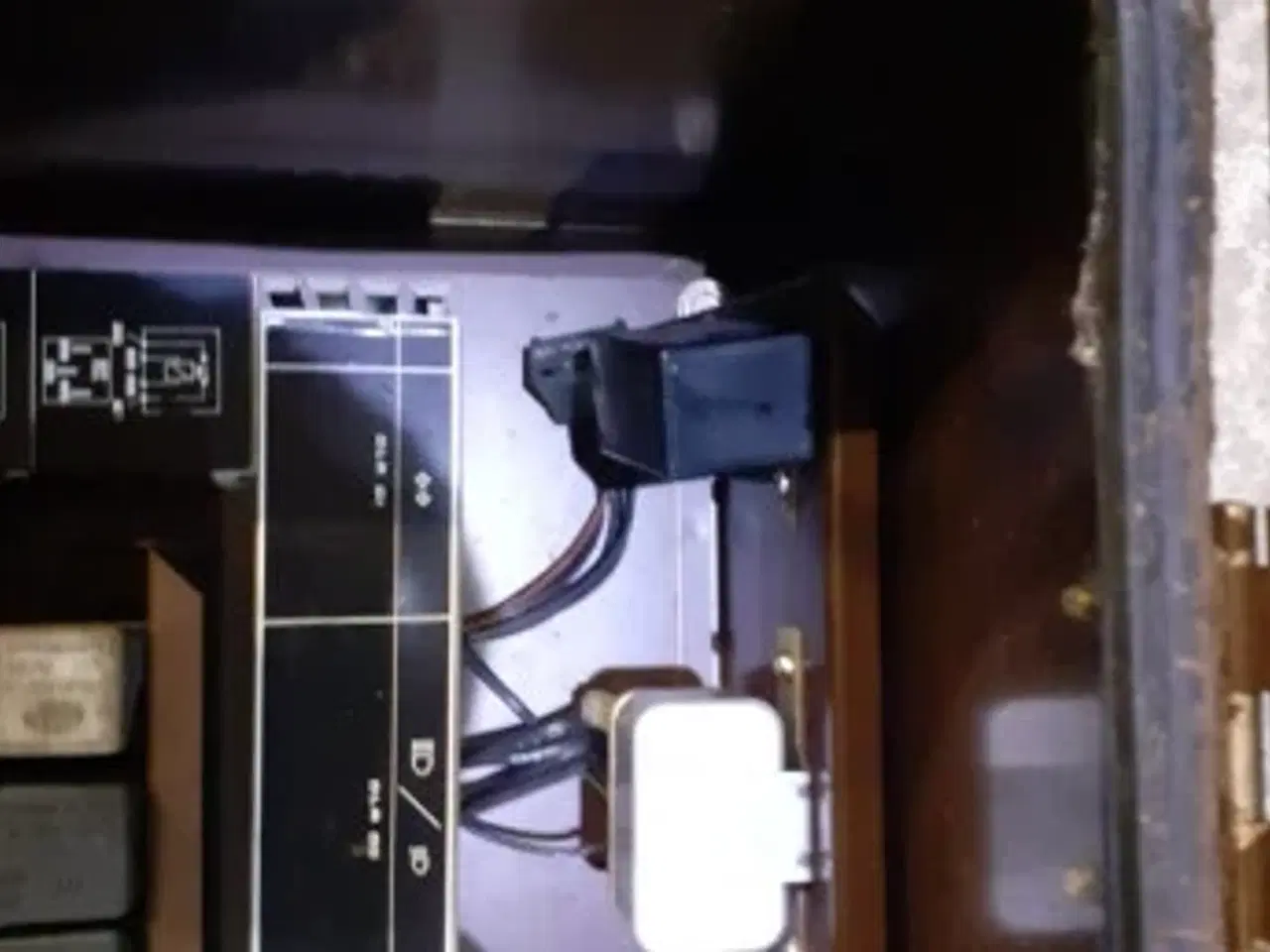 Billede 18 - Dronningborg D9000 El-skab