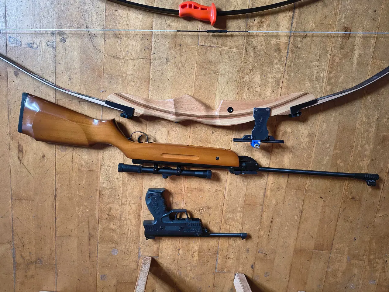 Billede 4 -  3 rigtig god buer og luftgevær og luftpistol 