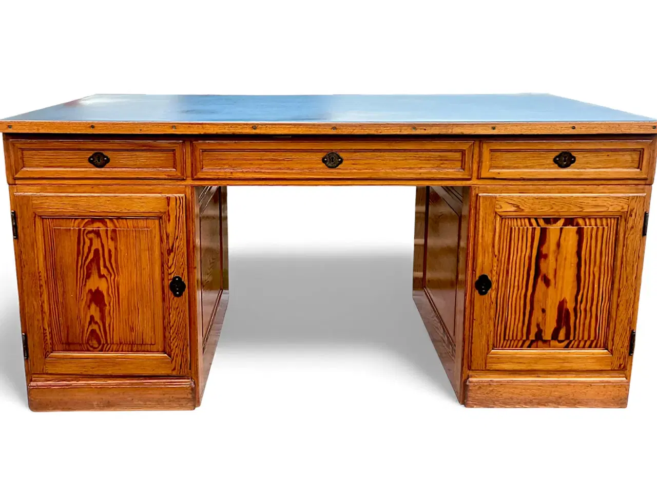 Billede 1 - Originalt skrivebord fra Københavns Rådhus