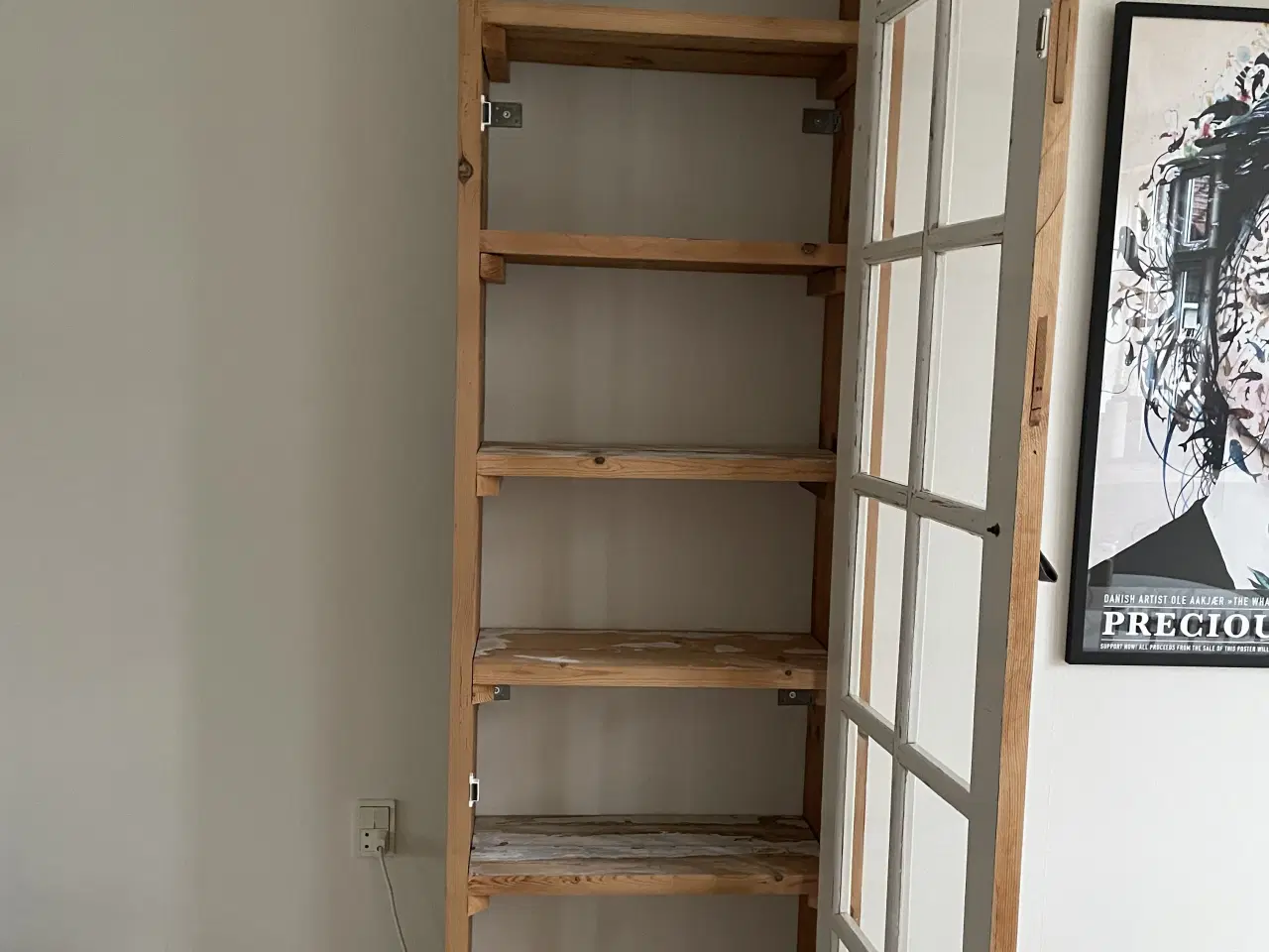 Billede 3 - Skab med glaslåge