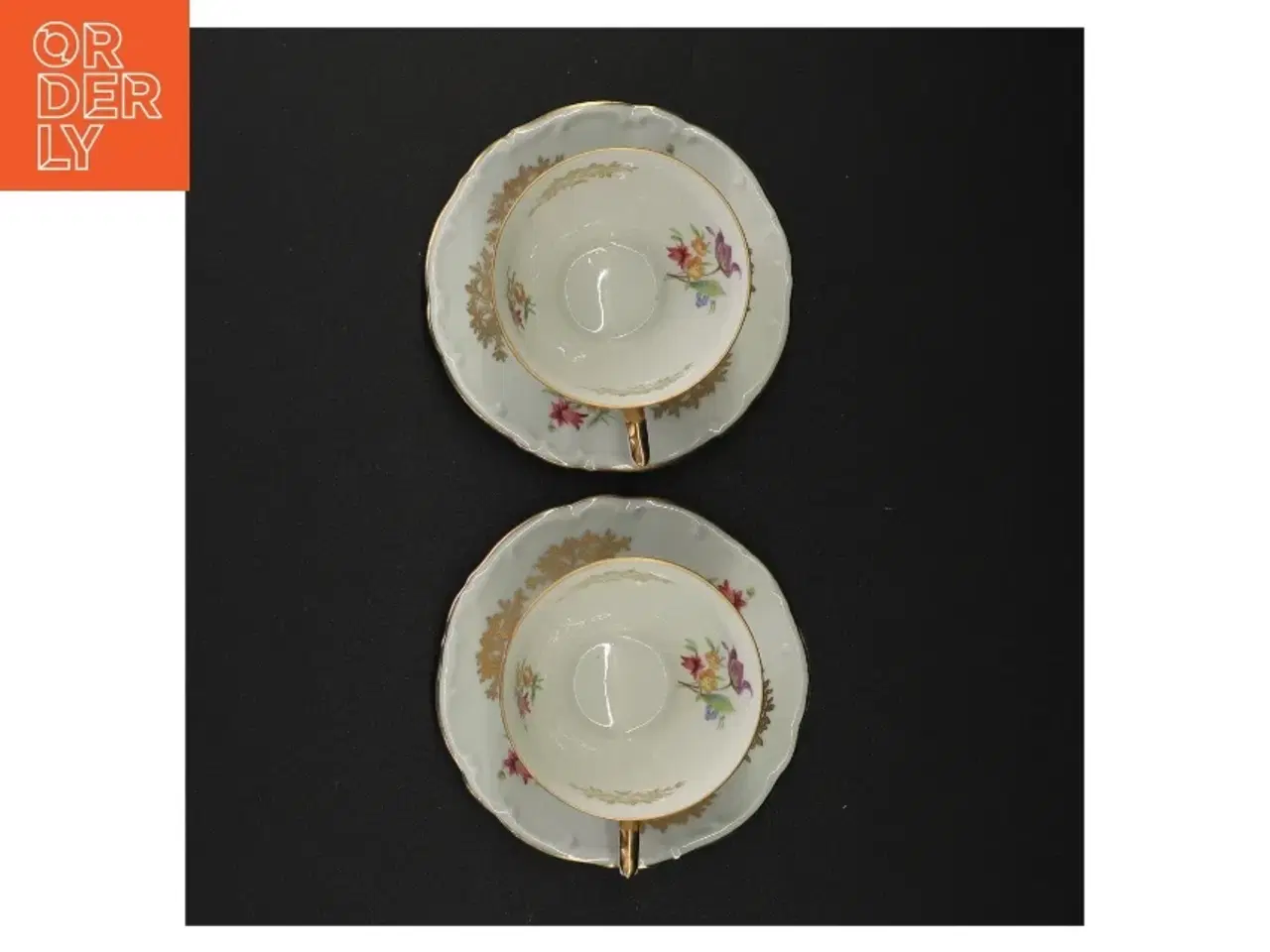 Billede 2 - Porcelænskopper med underkopper (str. 12 x 6 cm)