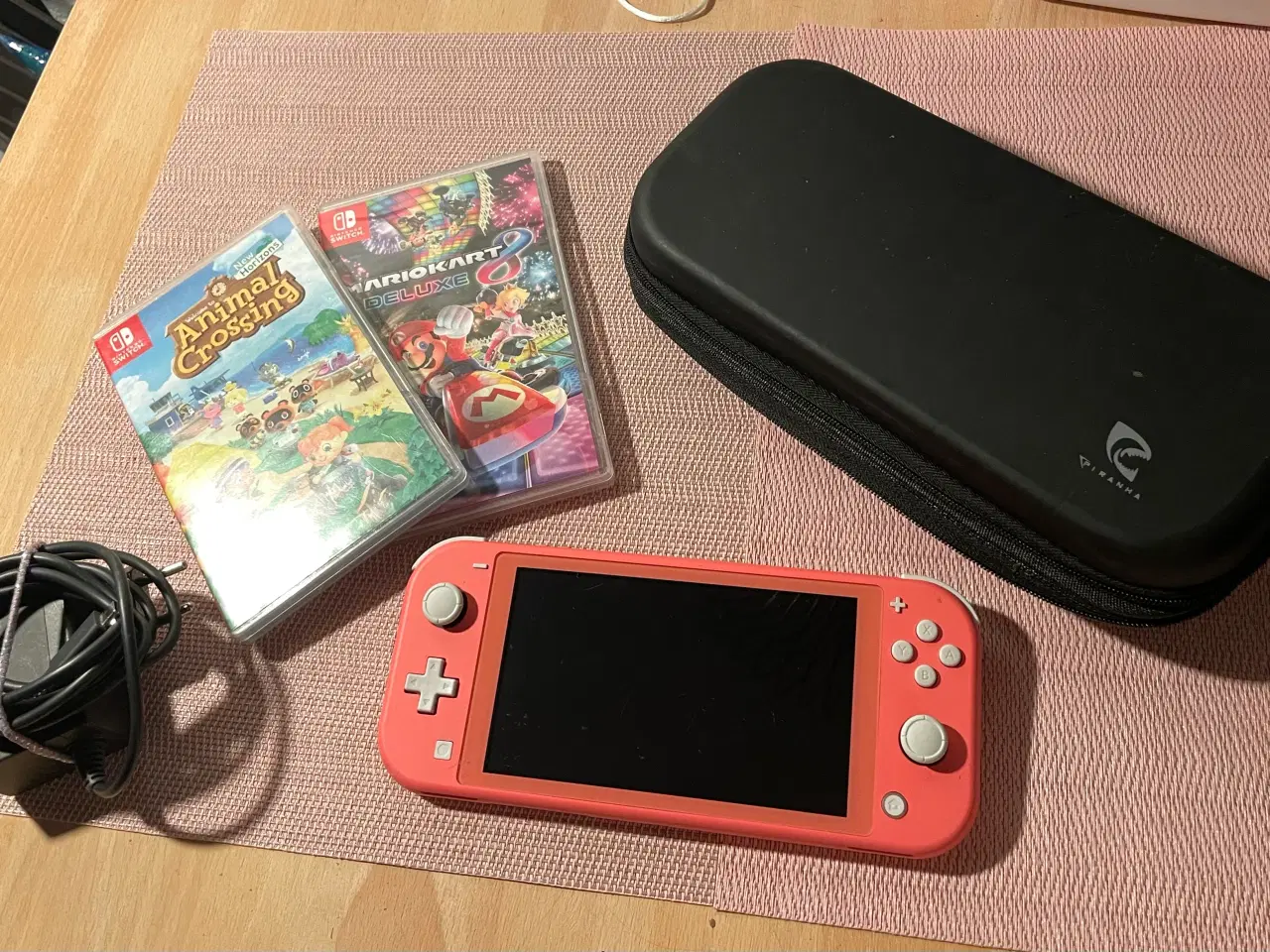 Billede 1 - Nintendo switch mini med spil og taske