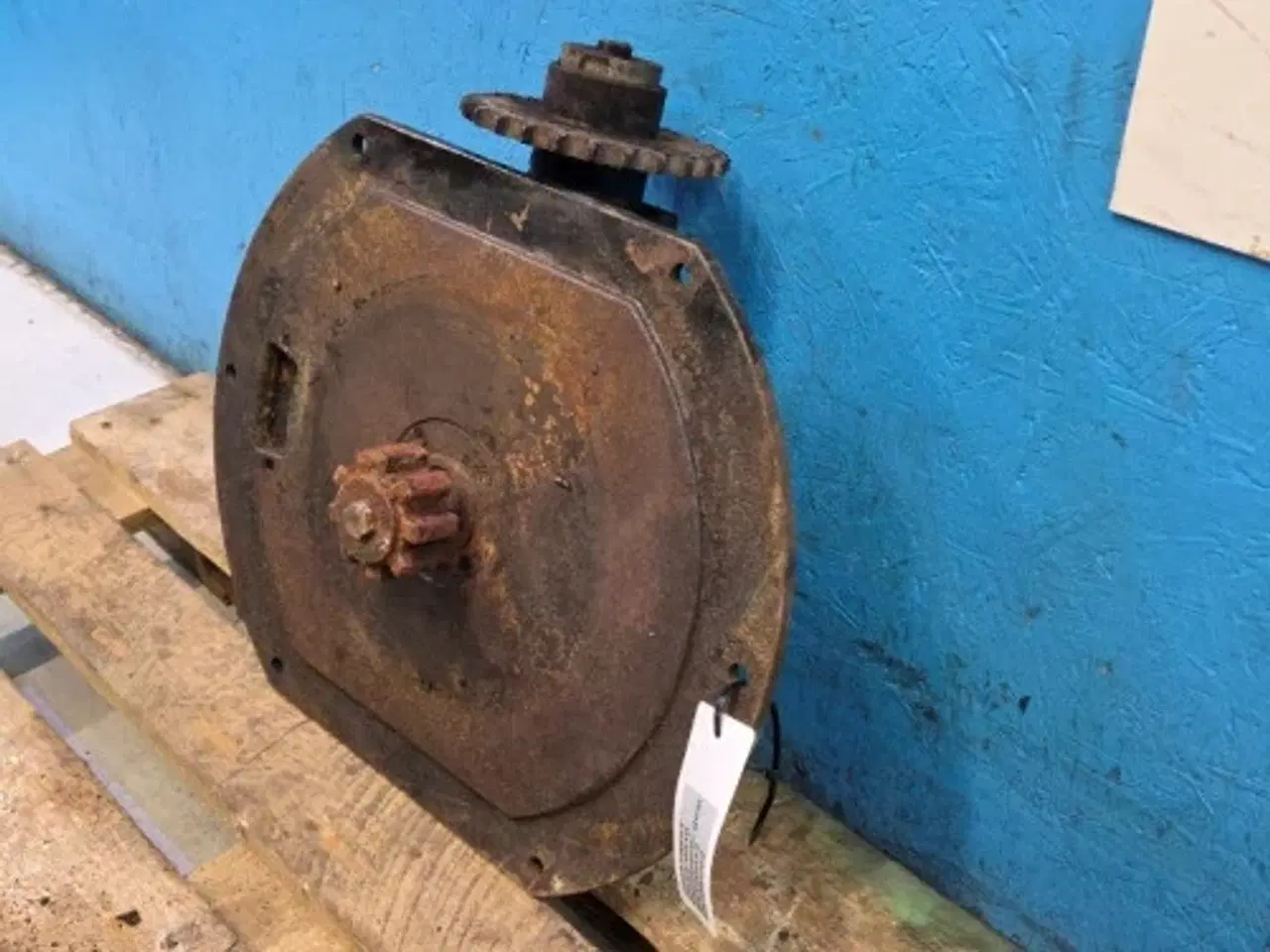 Billede 2 - Case 8010 Tømmerør Gearkasse 84320052