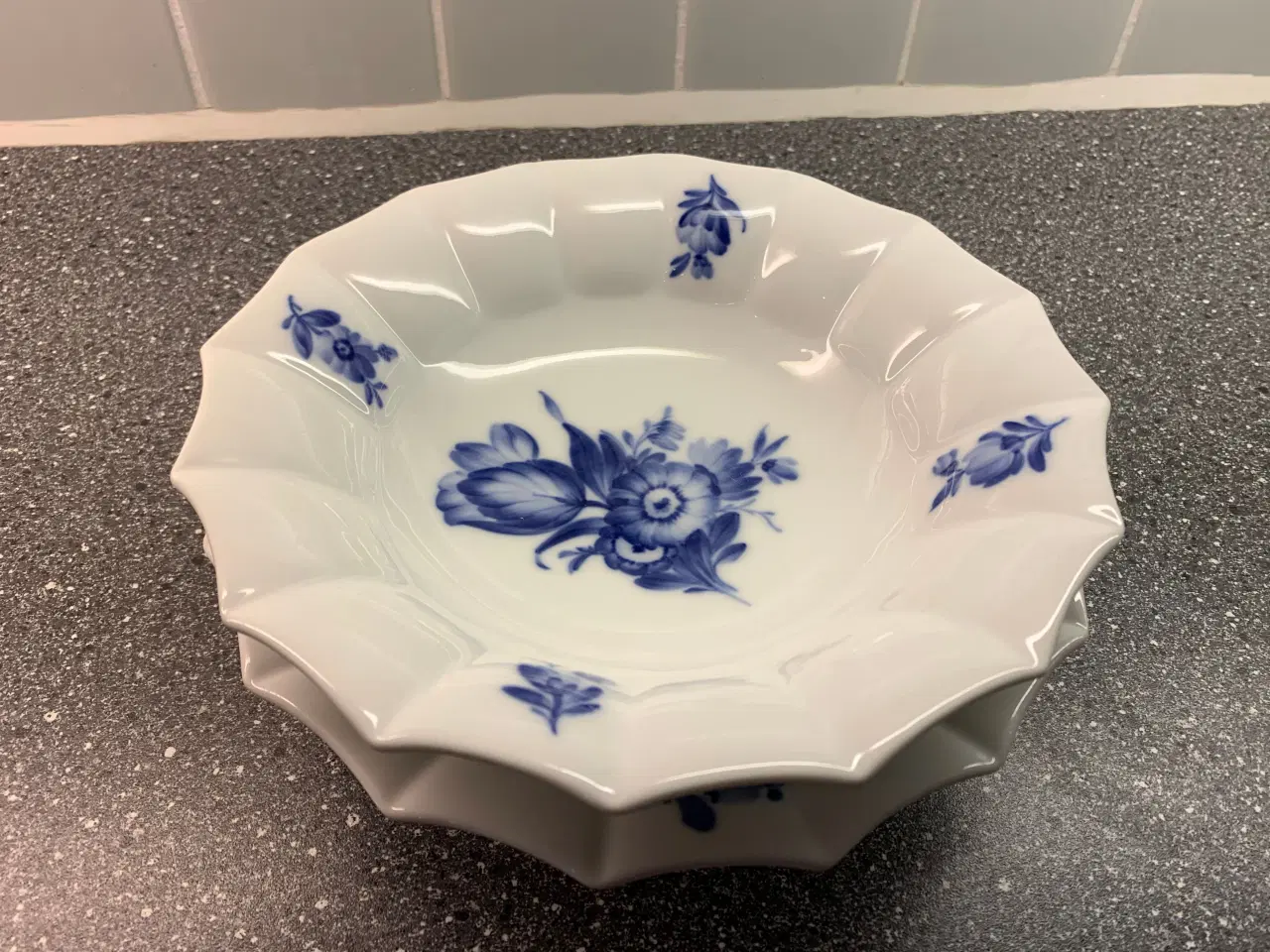 Billede 2 - Porcelain Blå Blomst Fade