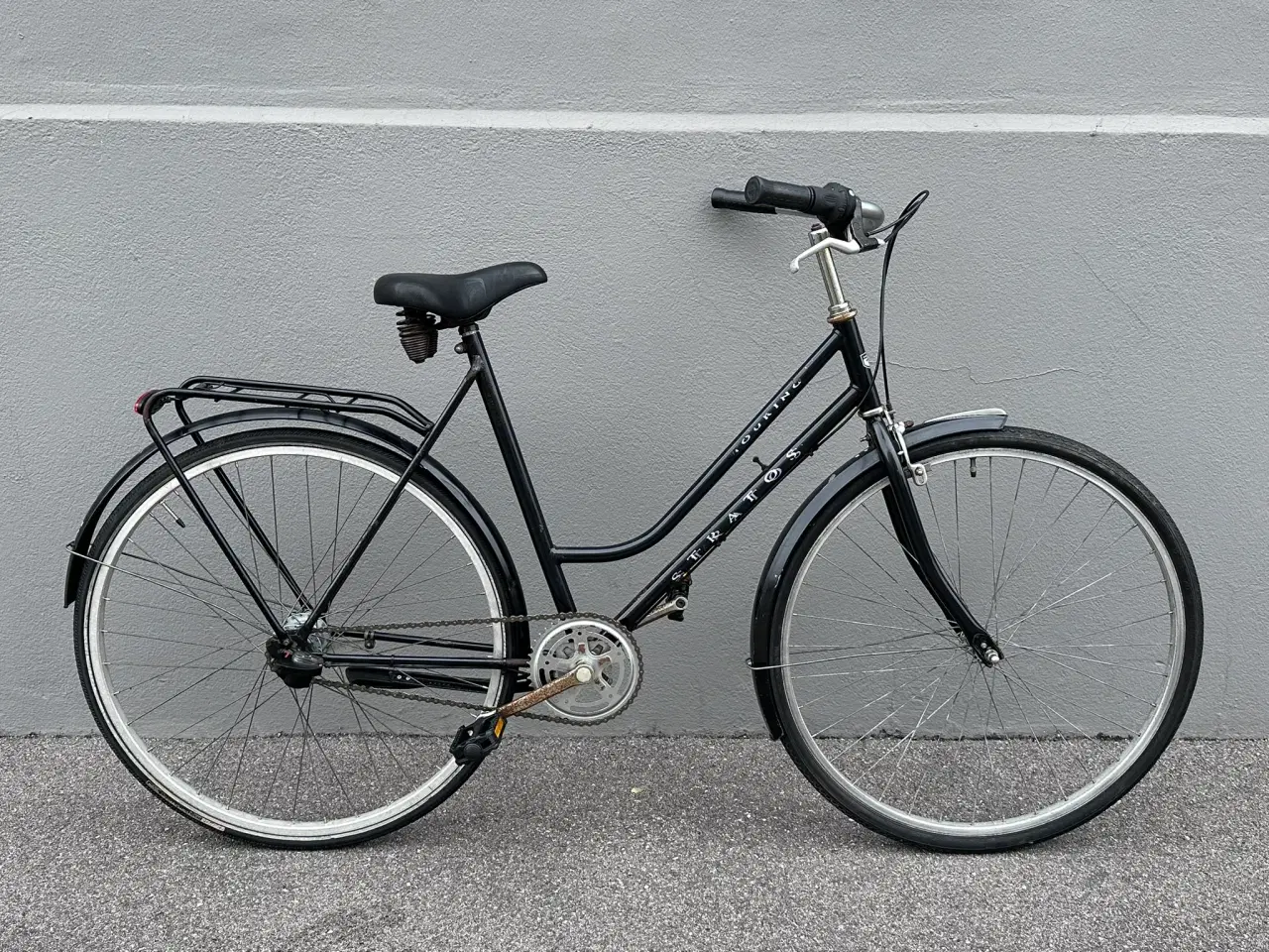 Billede 1 - Sort Touring Stratos damecykel