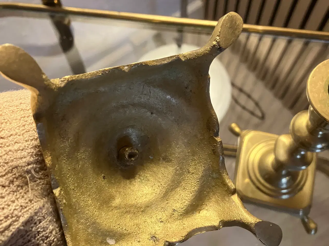 Billede 4 - 1 par vintage messing lysestager på fødder med pa