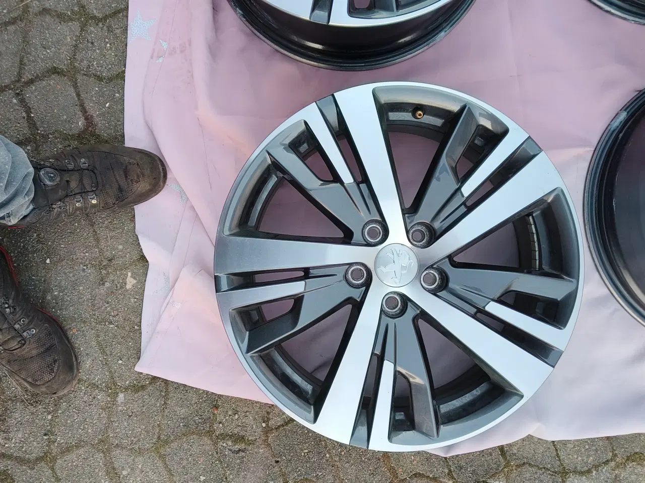 Billede 12 - Originale peugeot alufælge 18/5x108