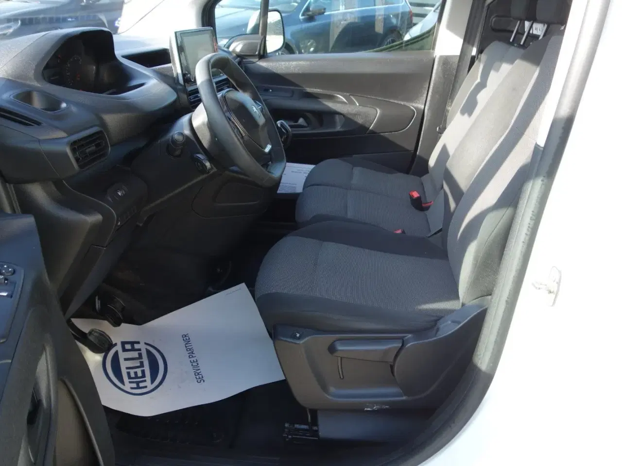 Billede 4 - Peugeot Partner 1,5 BlueHDi 100 L2V2 Grip Van