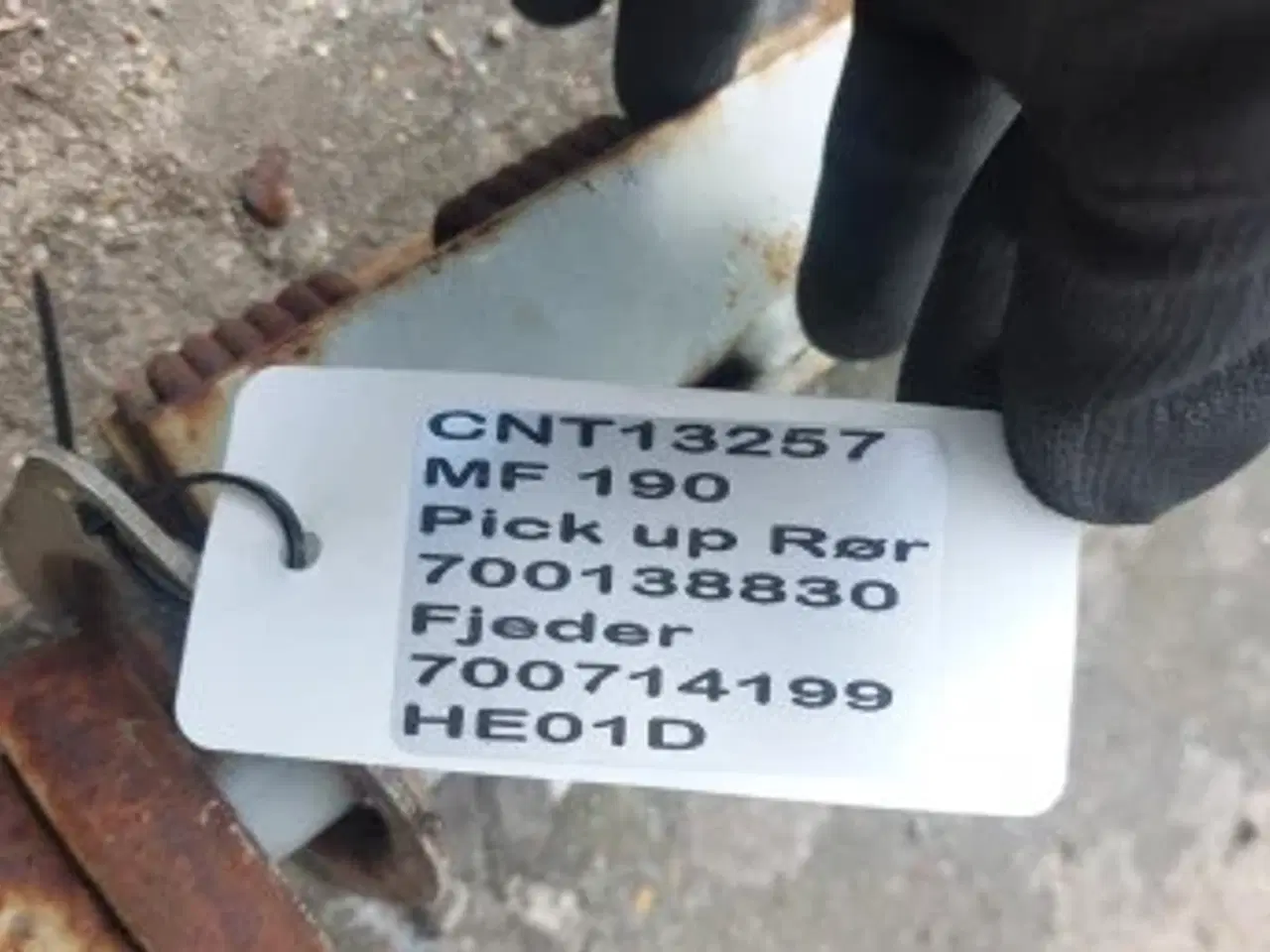 Billede 17 - Massey Ferguson 190 Pickup Rør 700138830