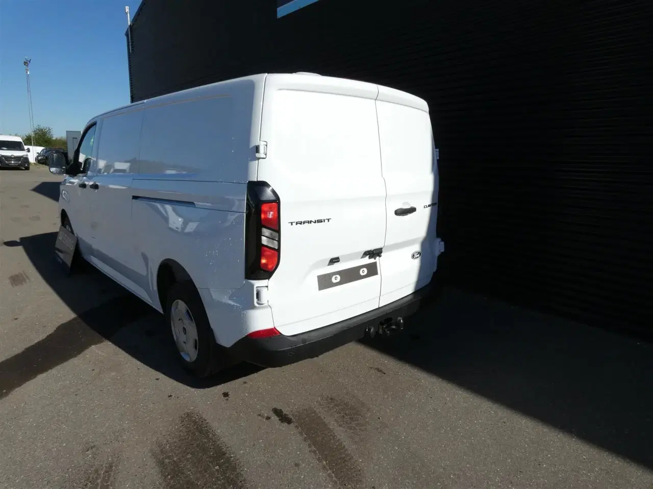 Billede 5 - Ford Transit Custom 300 L2H1 2,0 EcoBlue Trend 136HK Van 8g Aut.