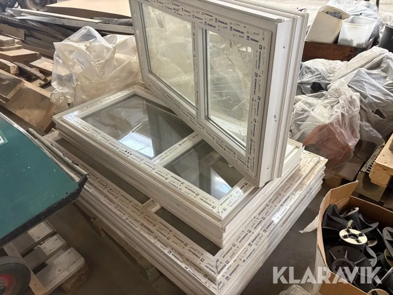 Billede 3 - Plast Vinduer Kömmerling - 4 styks