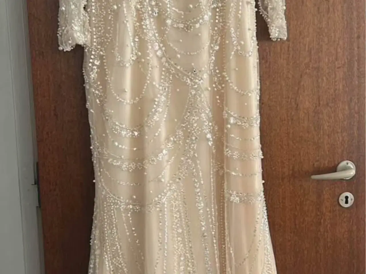 Billede 1 - SUPER ELEGANT KJOLE👗