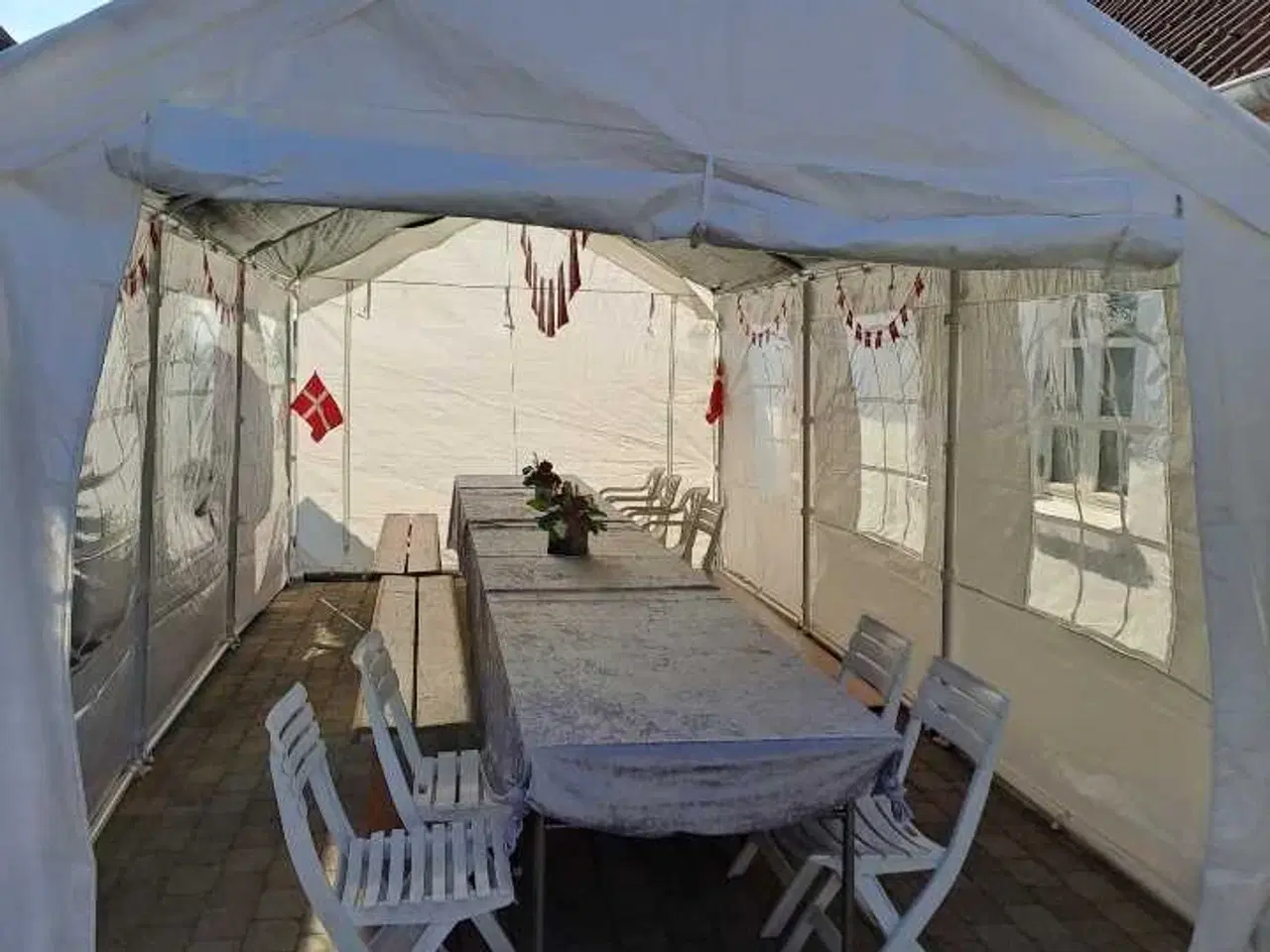 Billede 2 - Partytelt  sælges  med bundramme ramme 