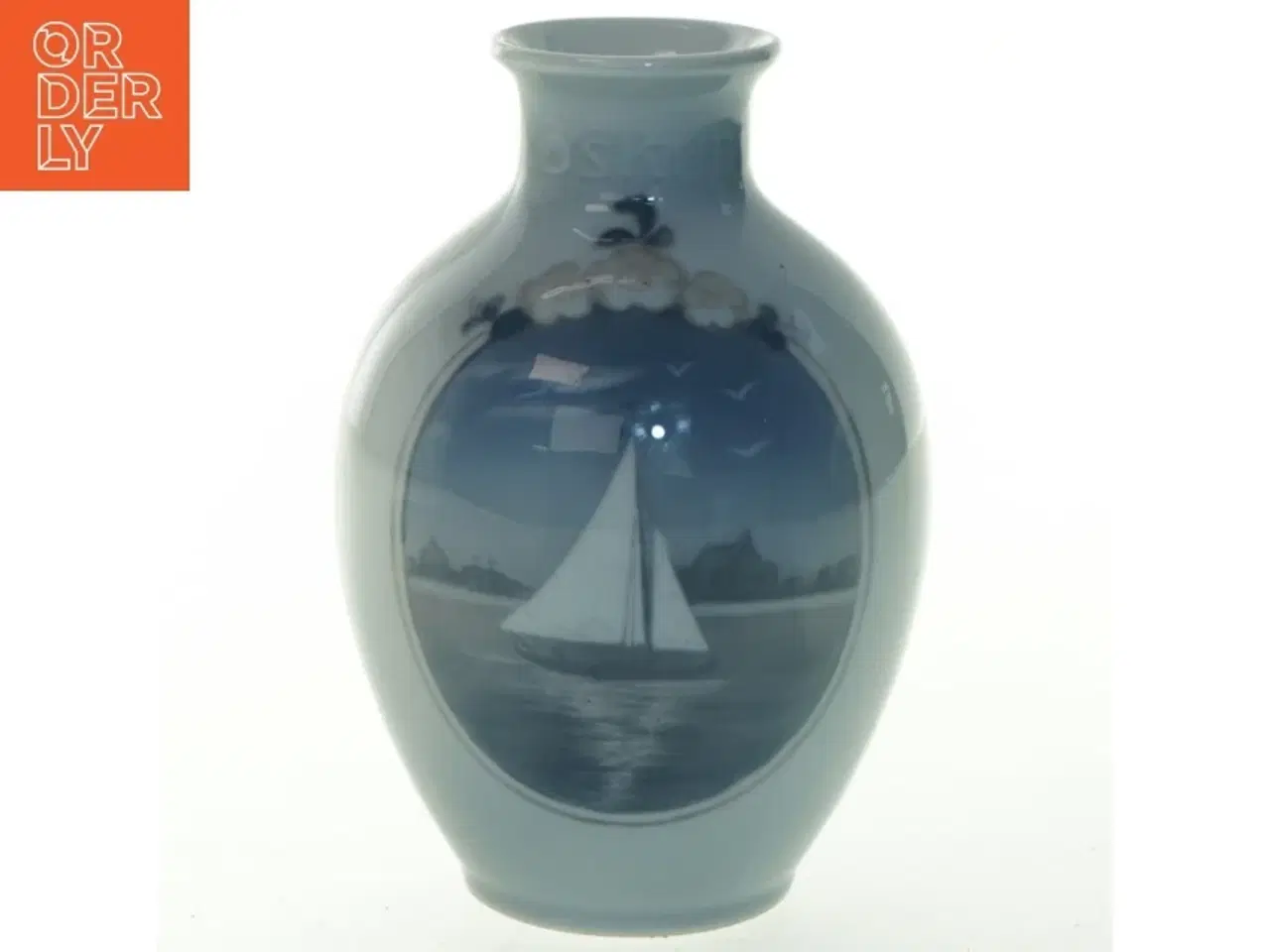 Billede 1 - Porcelæns vase med maritimt motiv fra Royal Copenhagen (str. 18 cm)
