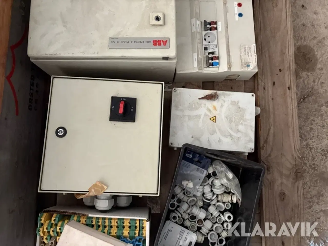 Billede 3 - Elmaterialer blandet lot, 3 paller