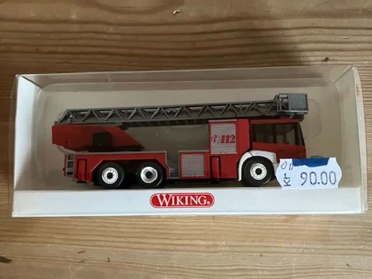 Billede 1 - WIKING 615 01 38 Stigevogn Brand Mercedes H0 1:87 