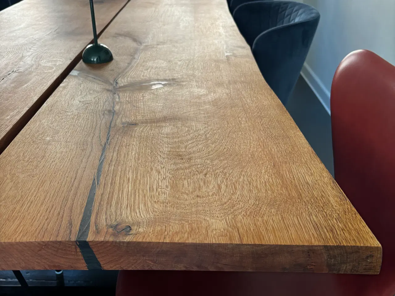 Billede 5 - Egetræsplankebord m. stel i smedejern