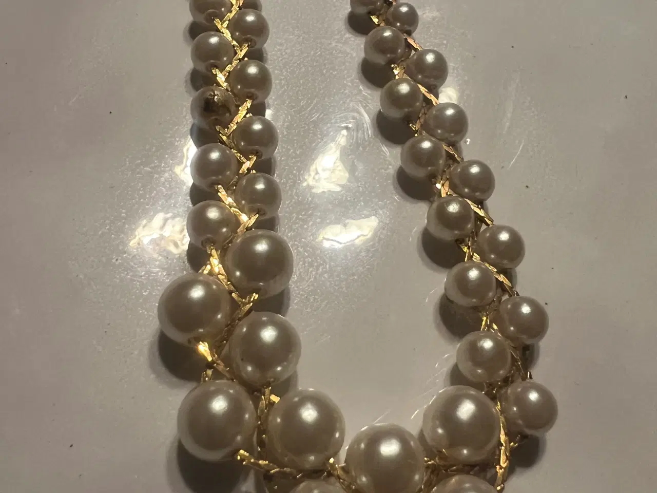 Billede 1 - Guld halskæde med ægte perler