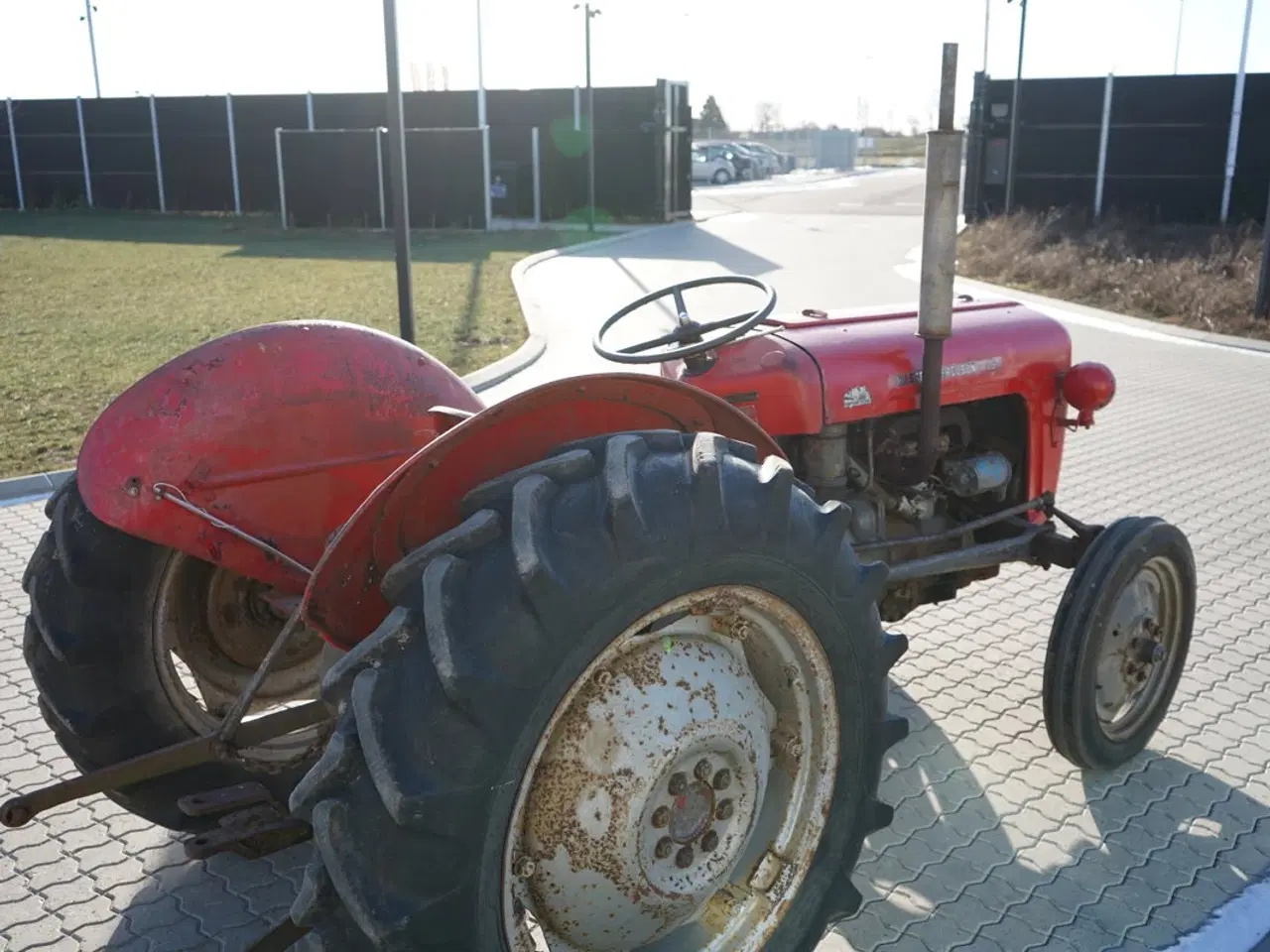 Billede 4 - Massey Ferguson MF-35 – Benzintraktor på auktion