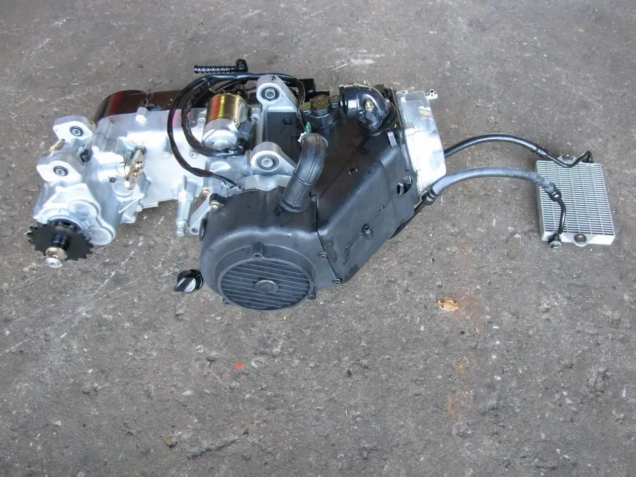 Billede 2 - Aeon 180 cc motor NY
