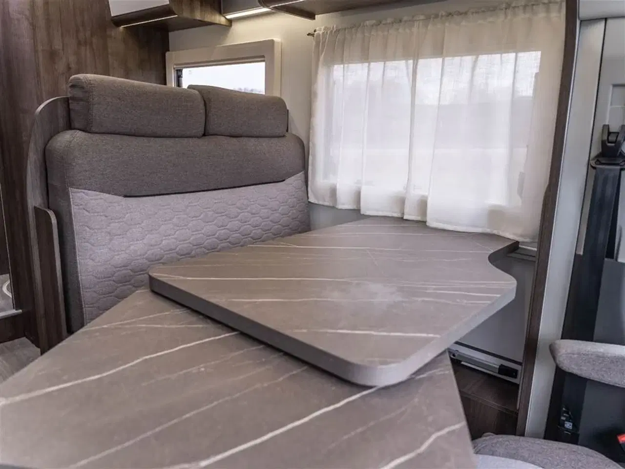 Billede 20 - 2025 - Benimar Tessoro 463 NK   Populær enkeltsengscamper