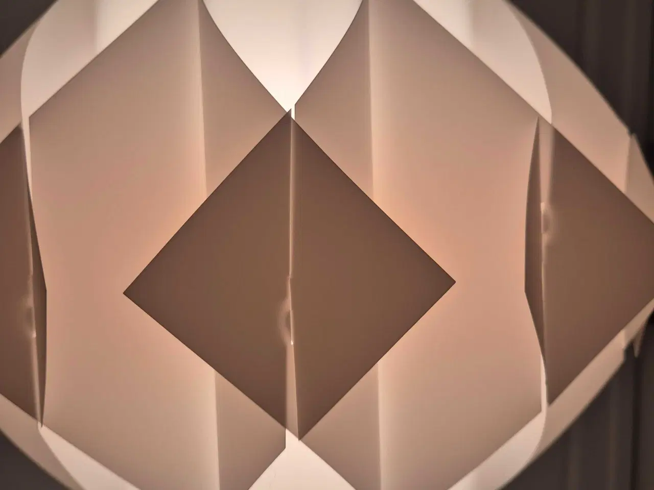 Billede 7 - Velholdt smuk hvid Butterfly 