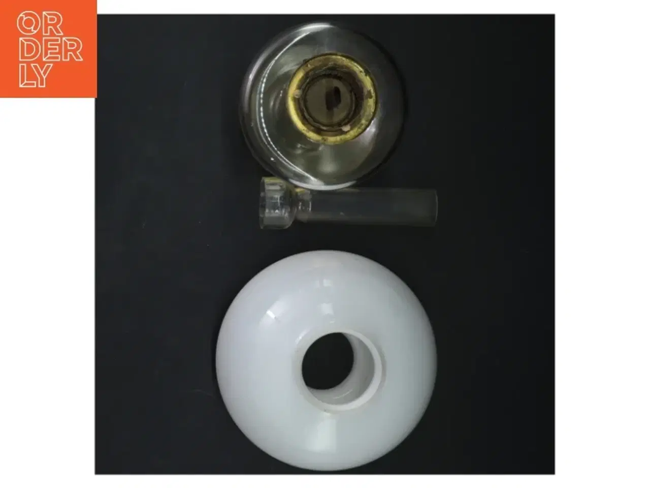 Billede 3 - Parafinlampe med glas (str. 24 cm)