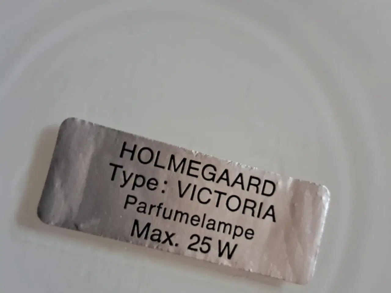 Billede 3 - Holmegaard lampe mrk. Victoria , design Michael Ba