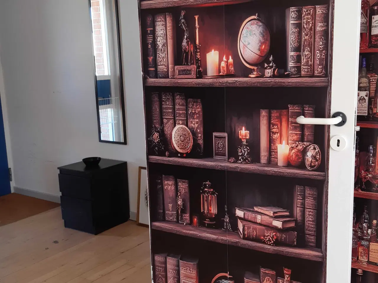 Billede 1 - Fantastisk fyldt bogreol 