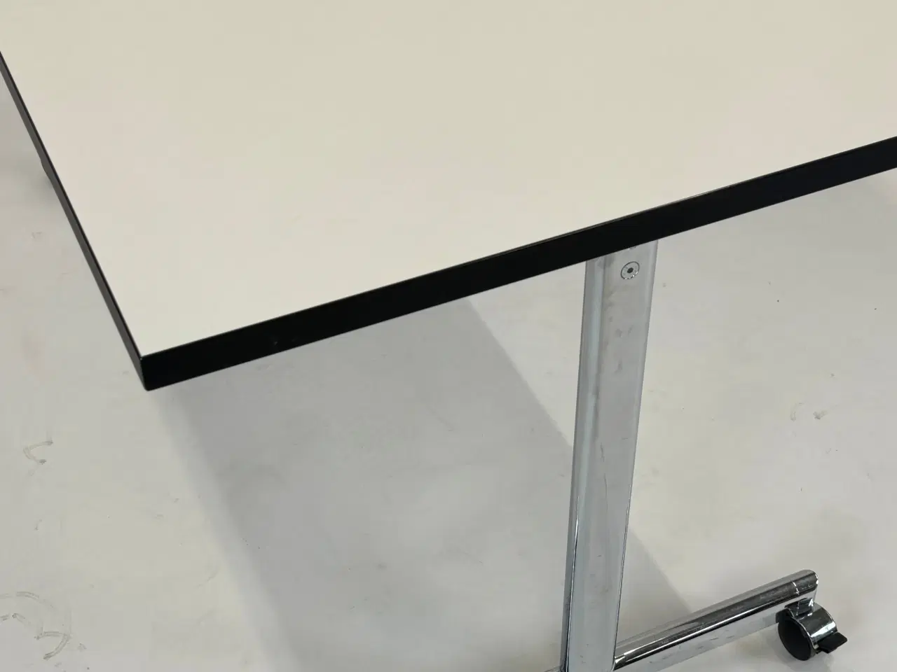 Billede 5 - Brunner | Torino Flipbord m. Hjul