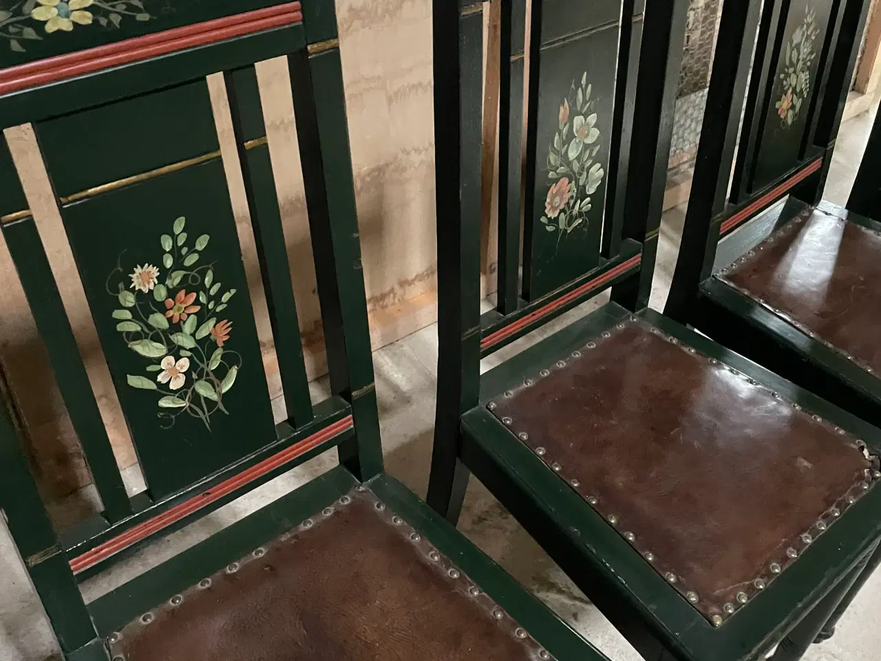 Billede 6 - Antikt Bord og stole