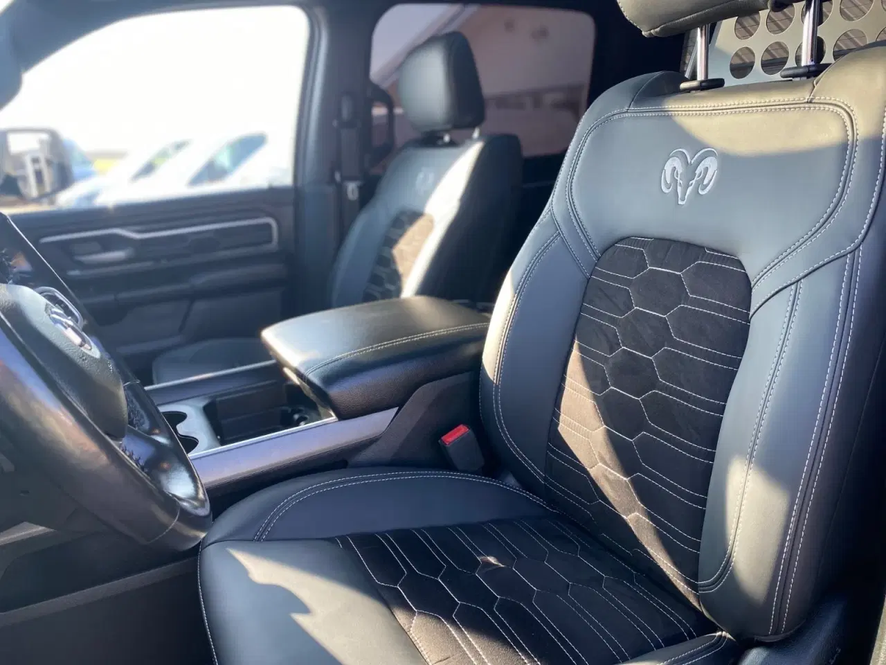 Billede 11 - Dodge RAM 1500 5,7 V8 Hemi Laramie aut.