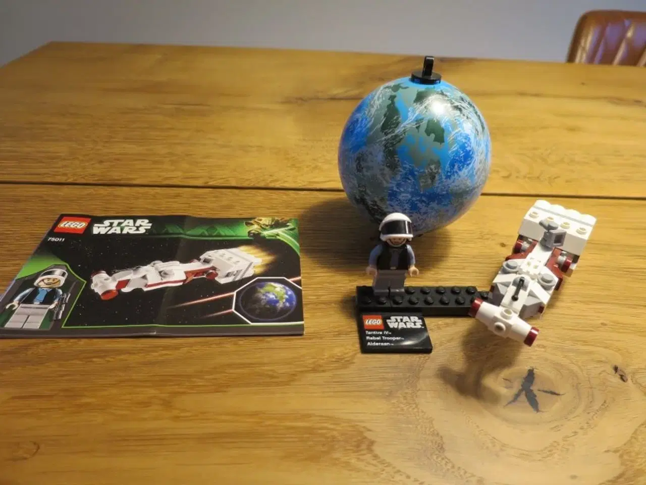 Billede 2 - Lego Star Wars Planet sæt.