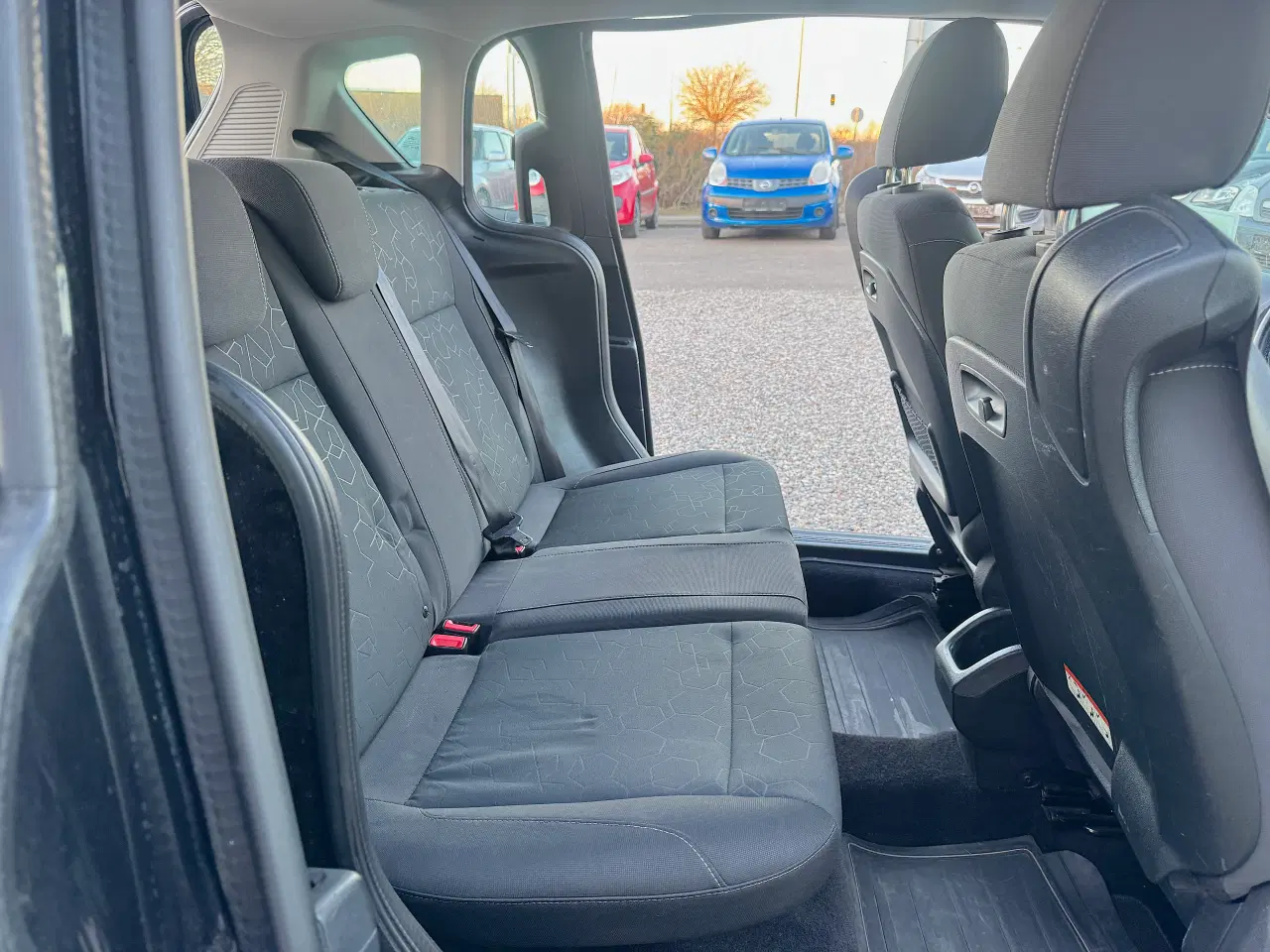 Billede 13 - Ford B-Max Nysyn Lav Km meget Pæn