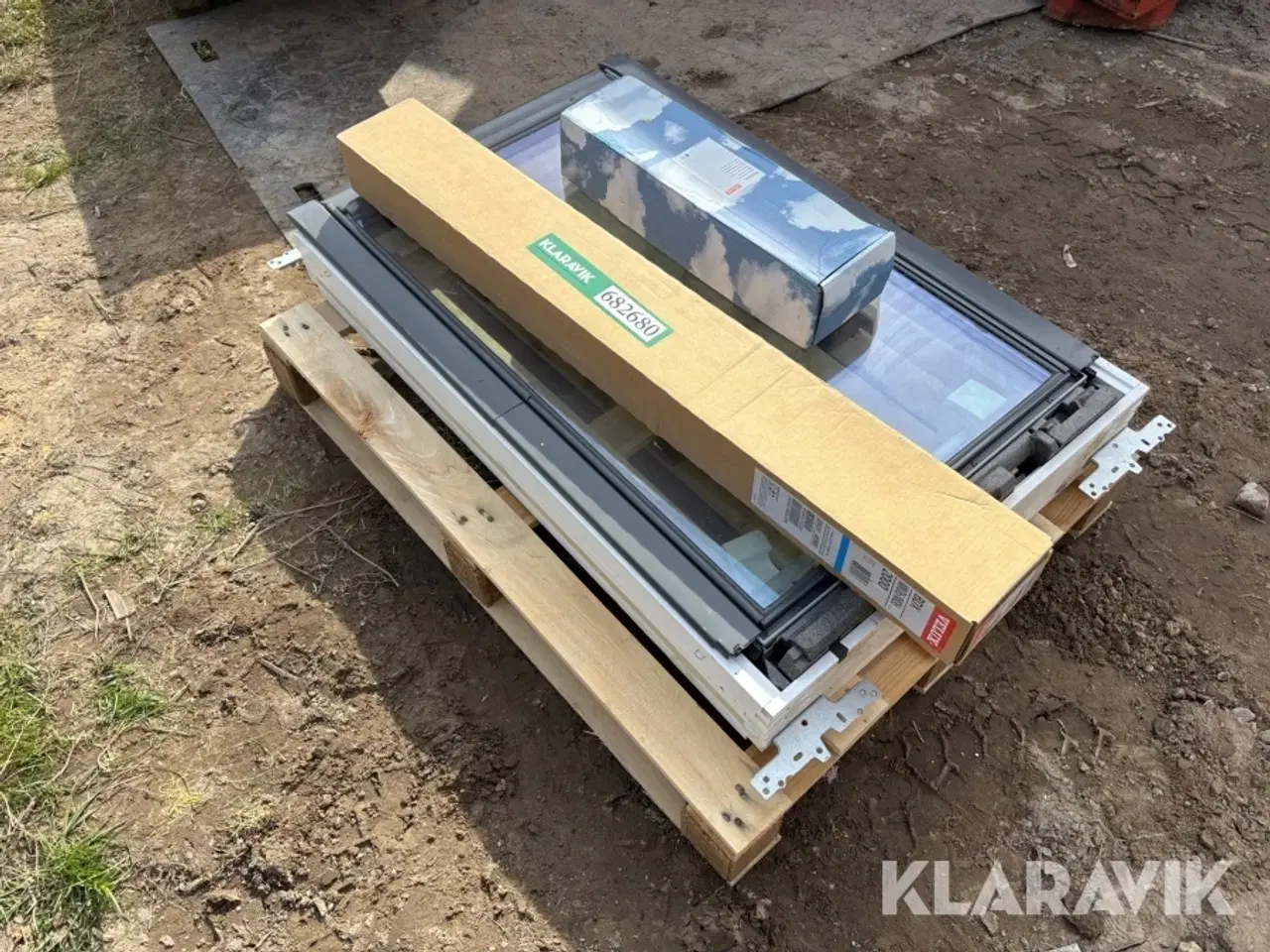 Billede 7 - Ovenlysvinduer (komplet) Velux Fuld åbning + 2 lysning med elmotor