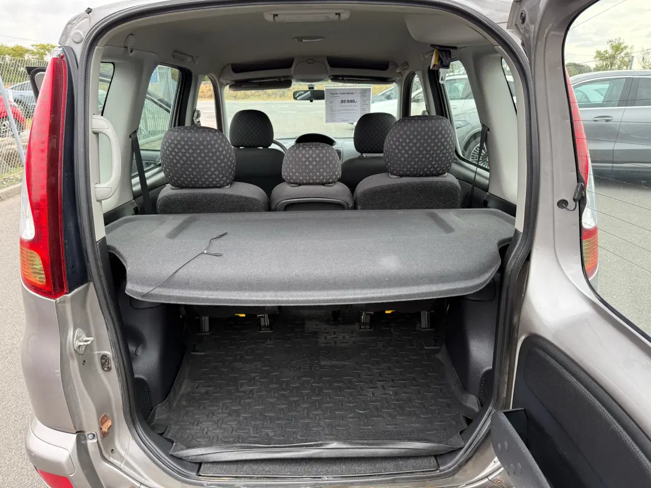 Billede 13 - Toyota Yaris Verso 1,3 Linea Sol 86HK