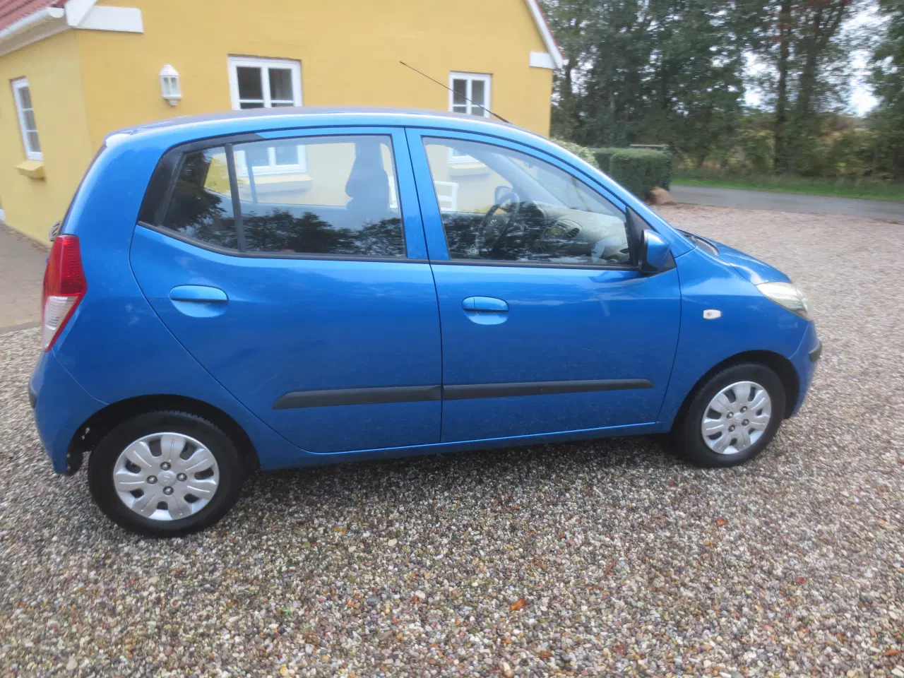 Billede 5 - Hyundai i 10 1.1 i Km 90000. Nysynet.