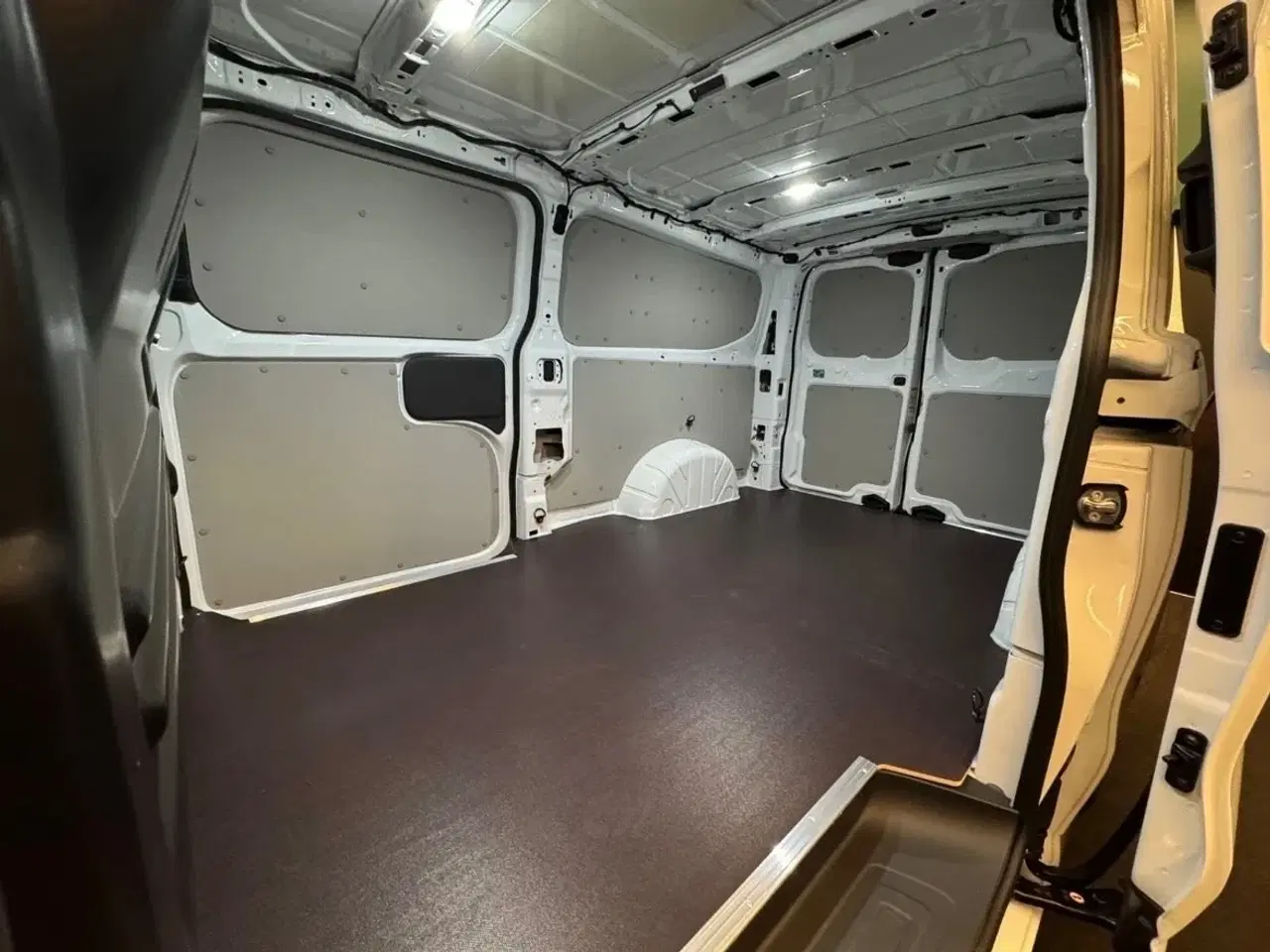 Billede 12 - Ford Transit Custom 320L 2,0 EcoBlue Limited aut.