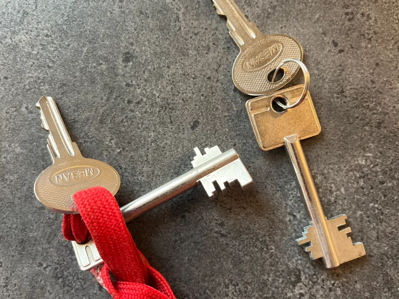 Billede 4 - VÅBENSKAB OPTIL 10 VÅBEN