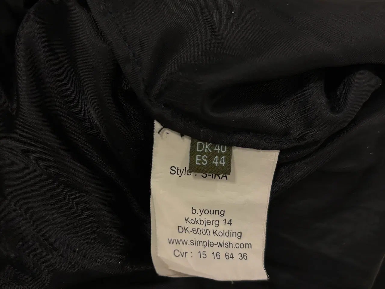Billede 7 - Smuk b.young vatteret dunjakke (Str. L)
