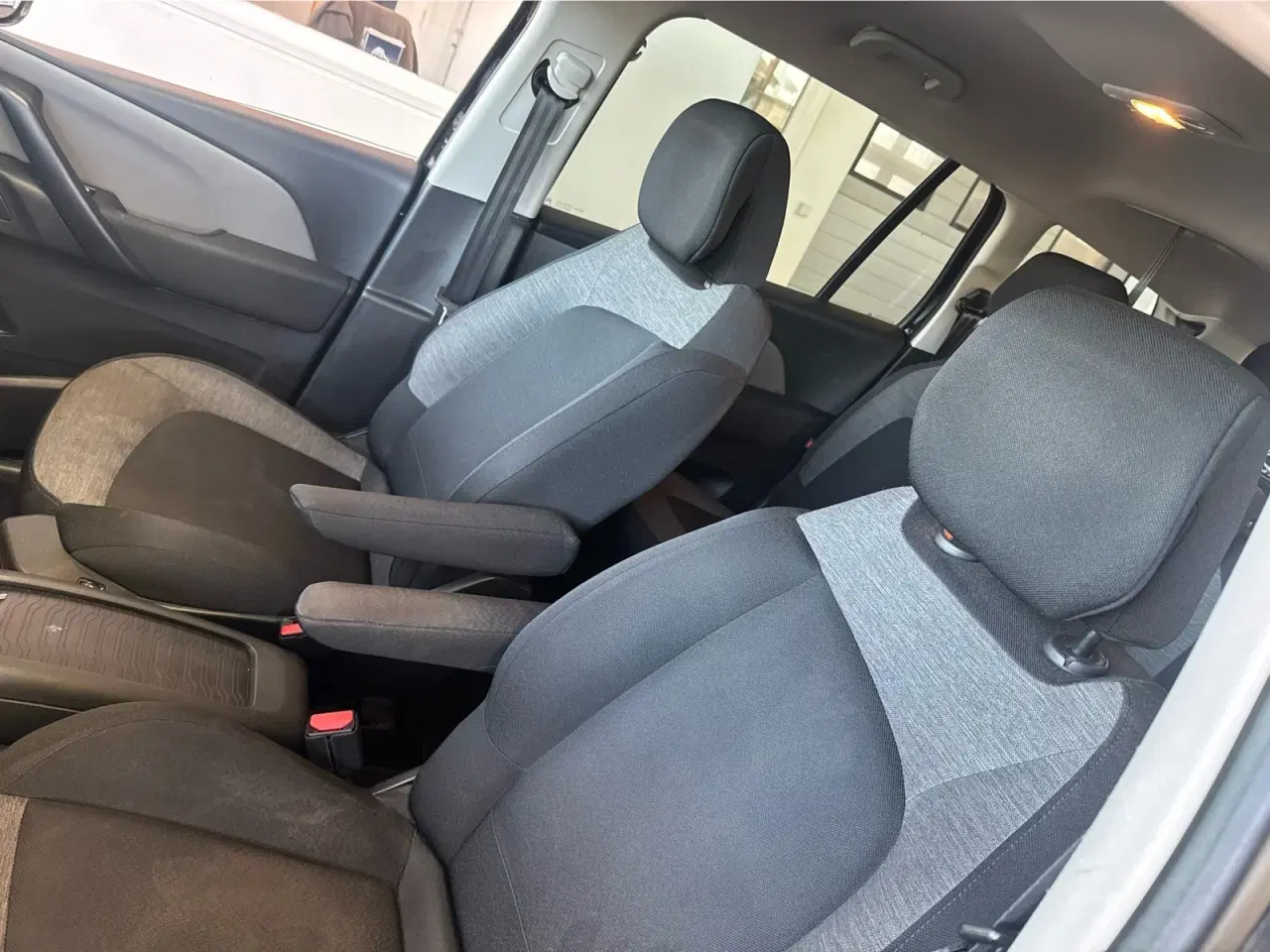 Billede 16 - Citroën Grand C4 Picasso 1,6 BlueHDi 120 Funky EAT6 7prs