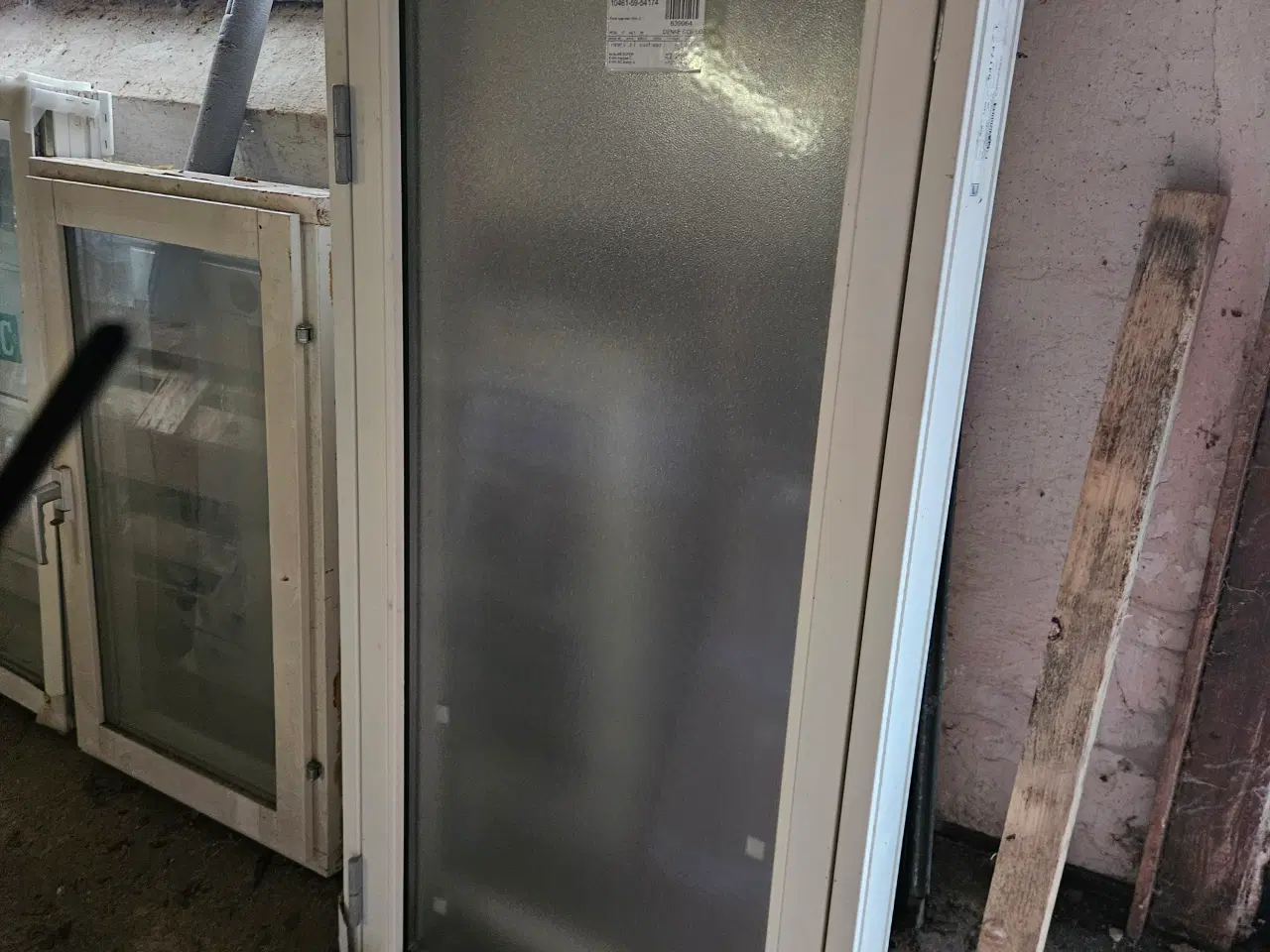 Billede 1 - Vinduer med mat glas sælges