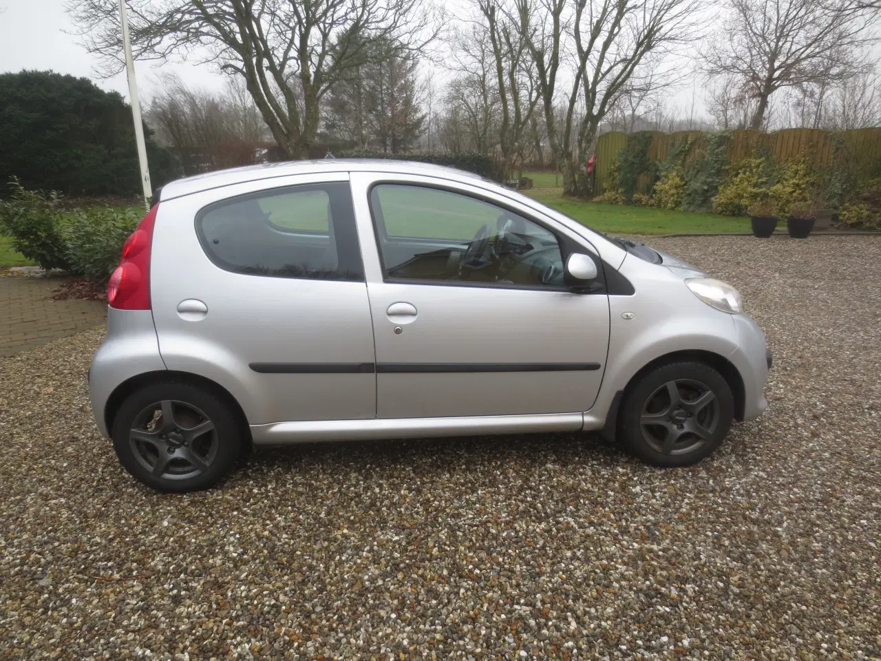 Billede 5 - Peugeot 107 1.0 i År 2008 Synet. 