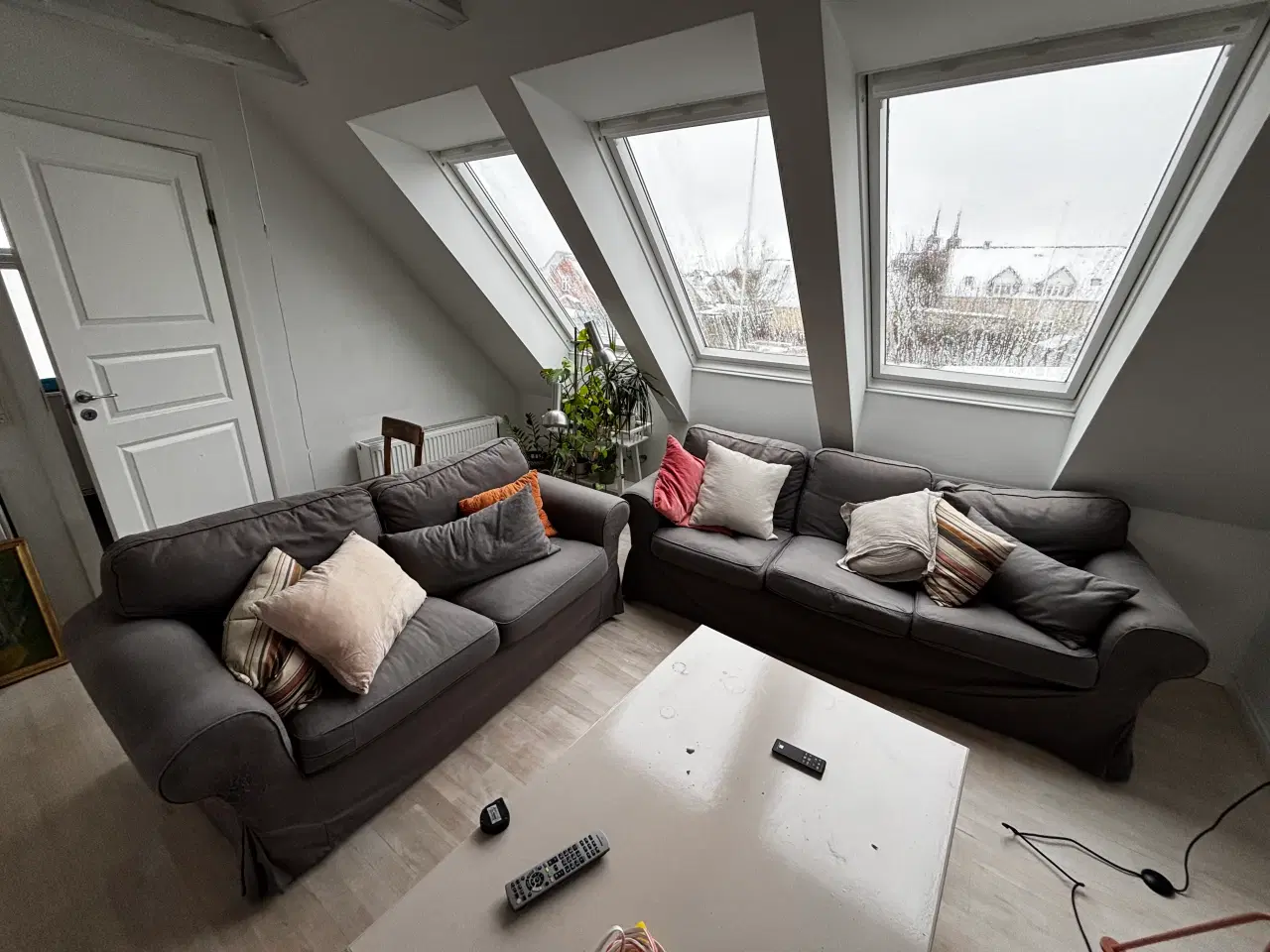 Billede 1 - Gratis 2 og 3 personer sofa 