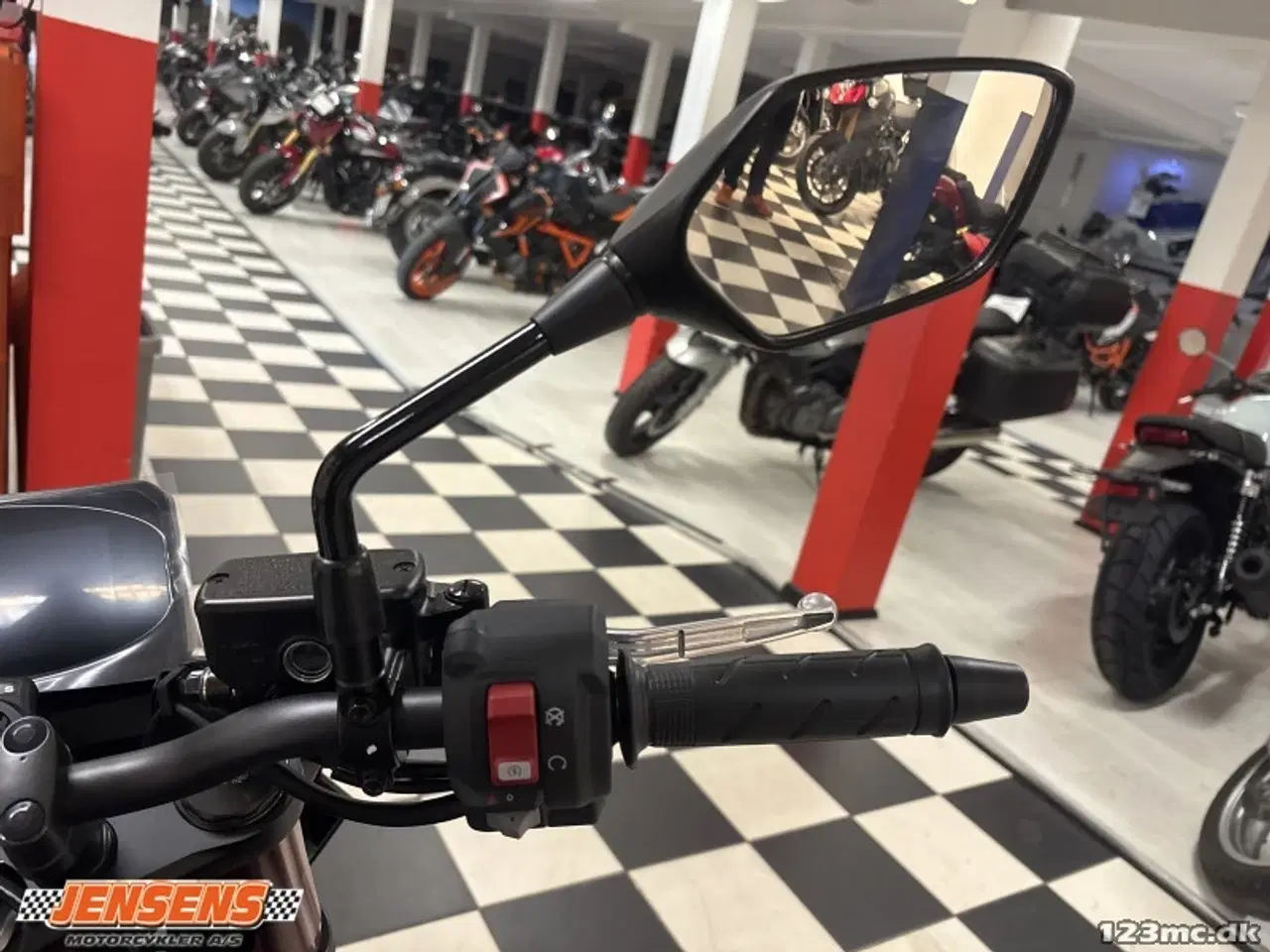 Billede 7 - Honda CB 750 Hornet E-Clutch