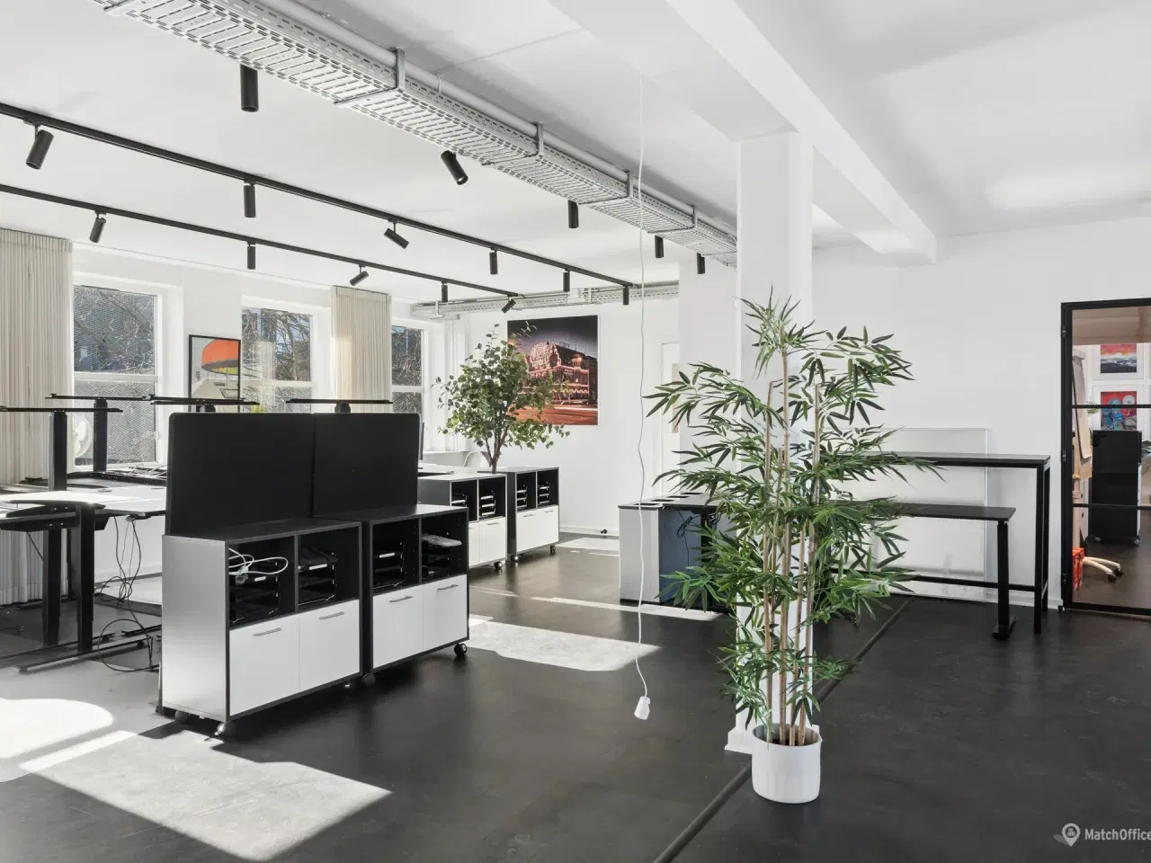 Billede 6 - New Yorker-inspirerede kontorlejemål i Nordvest – moderne lyse og fulde af karakter