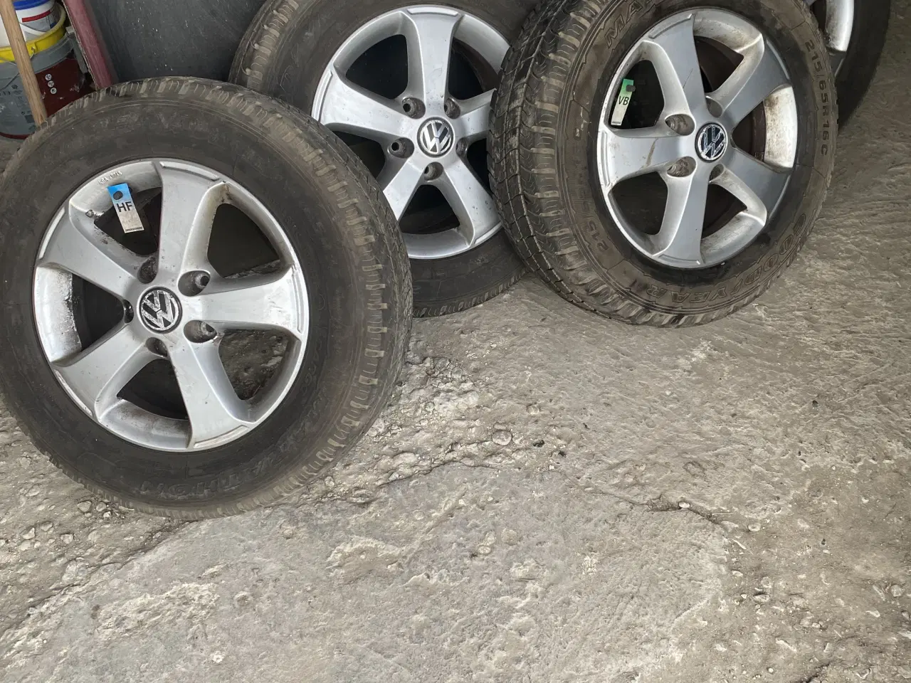 Billede 1 - VW Alufælge med sommerdæk til Transporter